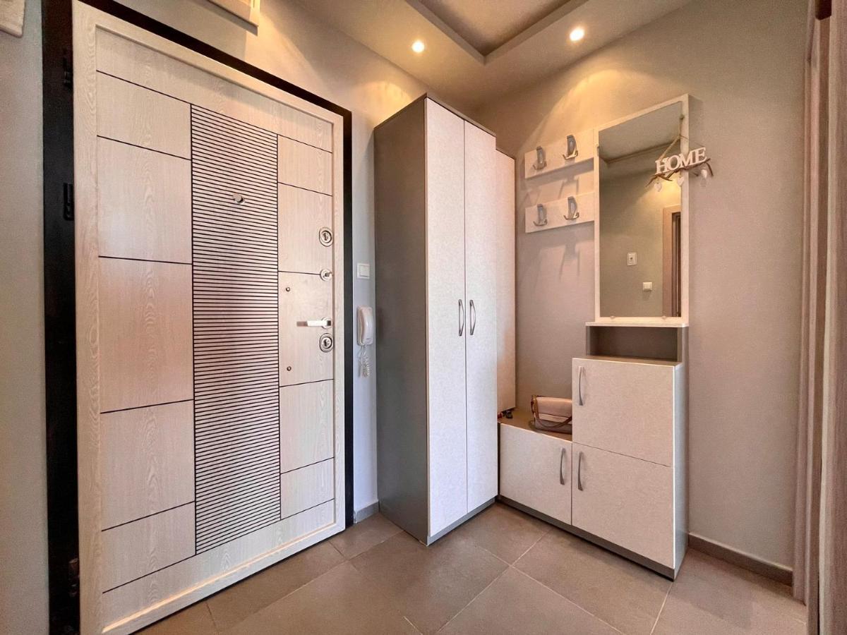 Апартамент Чаролит / Apartment Charoite Бургас Экстерьер фото