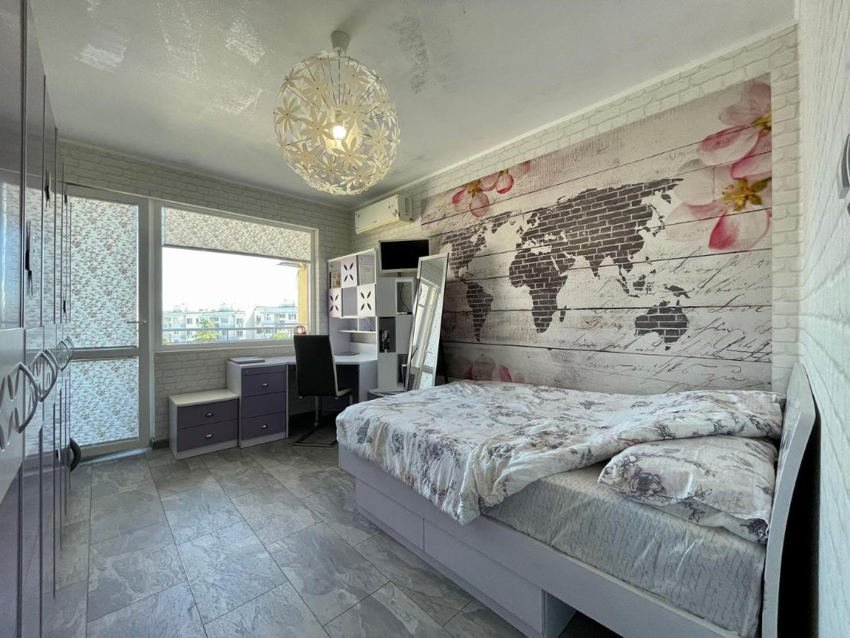 Апартамент Чаролит / Apartment Charoite Бургас Экстерьер фото