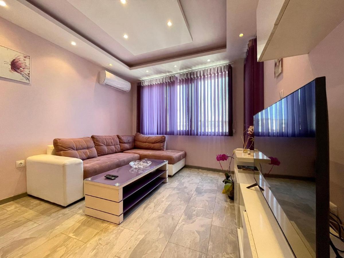 Апартамент Чаролит / Apartment Charoite Бургас Экстерьер фото